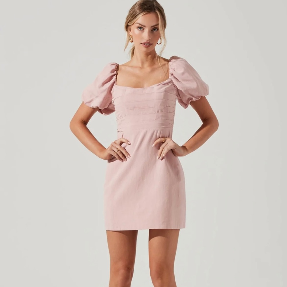 Astr the label LINEN PLEAT FRONT MINI DRESS